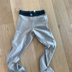 Alo yoga leggings